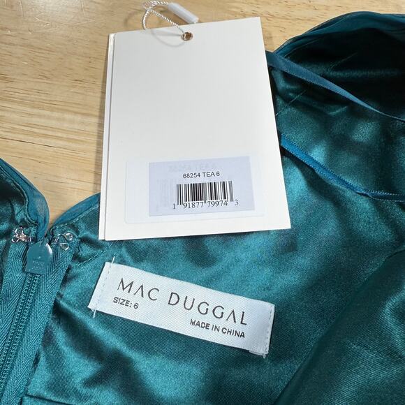 Mac Duggal NWT Teal Chiffon Ruched Tiered Puff Sleeve A Line Maxi Dress Size 6 - Picture 5 of 8
